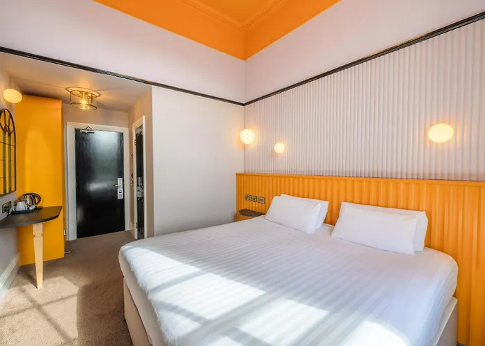 St George By Nina 酒店 3*