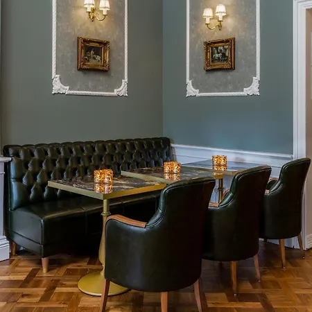 St George By Nina Отель