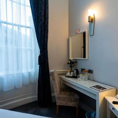 St George By Nina Hotel