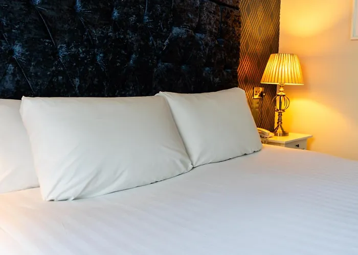 St George By Nina Hotel