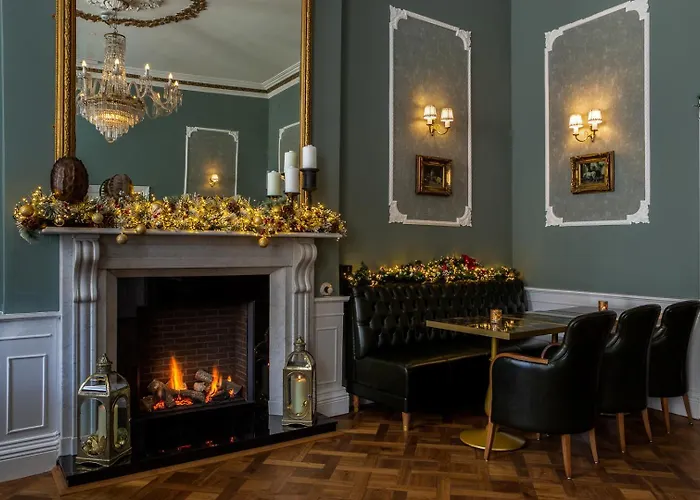 St George By Nina Hotel 3*