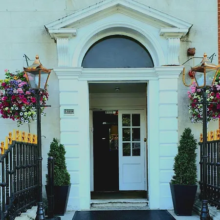 Hotel St George By Nina 3*