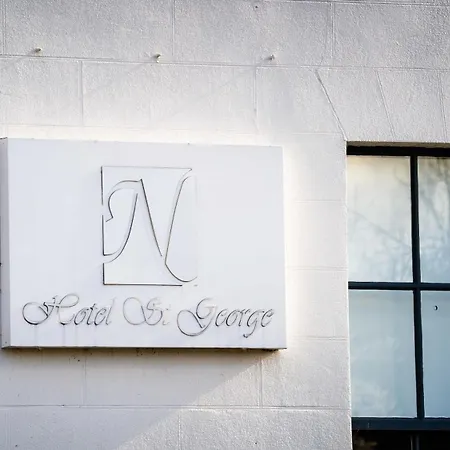 St George By Nina 3* Dublin