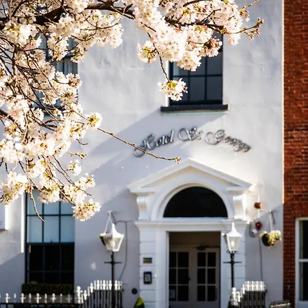 Hotel St George By Nina