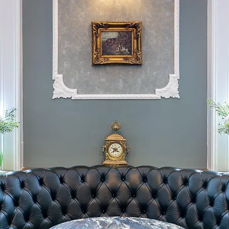 St George By Nina 3* Dublin