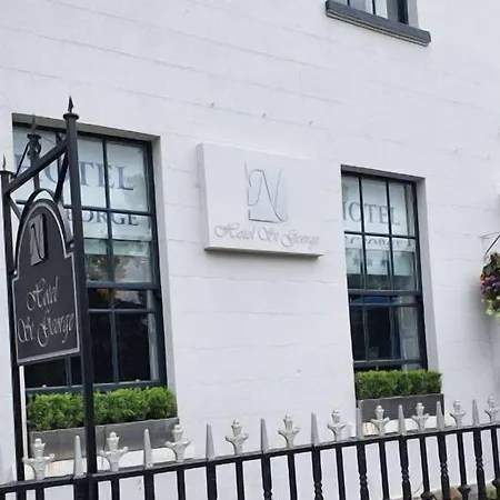 St George By Nina Hotel 3*