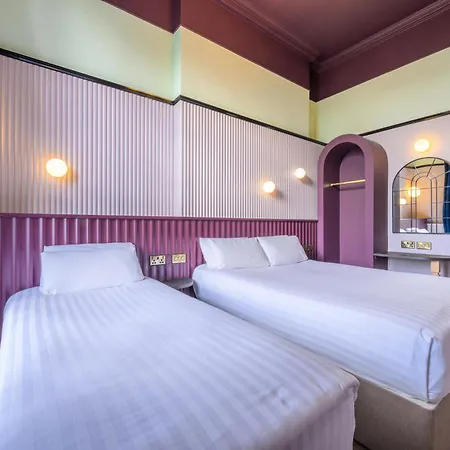 St George By Nina Hotell 3*